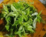 Foto langkah ke 4 dari resep Tongkol Kuah Santan Kemangi.