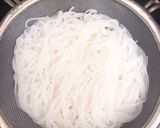 Hình bước làm 4 của món Bún măng giò heo