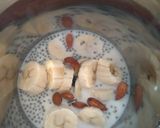 A picture of step 1 of Banana Almond Smoothie.