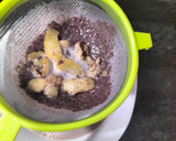Foto del paso 2 de la receta: Tarta fría de galletas con chocolate 🍫 y manzana 🍎