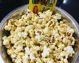 મેગી ફ્લેવર્ડ પોપકોર્ન (Maggi Flavoured Popcorn Recipe In Gujarati) રેસીપી સ્ટેપ4ફોટો