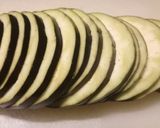 A picture of step 1 of Garlic crusted aubergine.