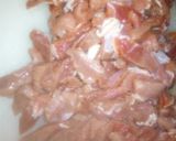 A picture of step 1 of Beef chilli gravy.