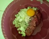 Foto langkah ke 1 dari resep Beef Patty Burger.