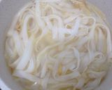 Foto langkah ke 3 dari resep Mie tiaw rebus telor puyuh.