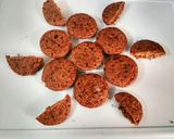 कुकर बटन केक (Cooker Button Cake Recipe In Marathi) रेसिपी स्टेप 4 फोटो 