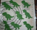 Foto del paso 3 de la receta: Galletas de dinosaurios 🦖