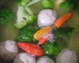 Foto langkah ke 1 dari resep Mie kuah bakso brokoli.