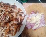 Foto langkah ke 1 dari resep Ikan tongkol suwir kecap.