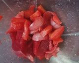 A picture of step 1 of Beetroot tomato healthy soup.