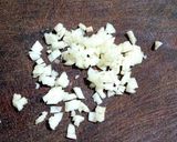 Foto del paso 2 de la receta: Ensalada de radicheta y ajo