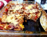 A picture of step 8 of My 3 Layer lasagne 😘.