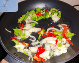 Foto del paso 3 de la receta: Calamar en salsa