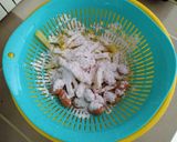 Hình bước làm 1 của món Khoai tây xúc xích chiên giòn