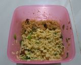 Foto langkah ke 2 dari resep 85. Omlete mie / Pizza mie.