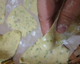 Foto langkah ke 2 dari resep Snack Keripik Bawang.