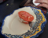Foto del paso 1 de la receta: Ensalada Caprese de tomate, mozzarella y albahaca
