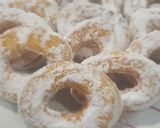 Foto langkah ke 11 dari resep Donat ubi kuning ala tintin rayner.