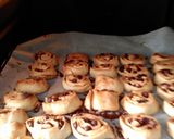 Foto del paso 3 de la receta: Espirales de canela, con chocolate, arándanos y pasas