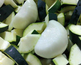 Foto del paso 1 de la receta: Crema de calabacín de mi mami