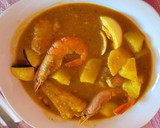 Foto del paso 7 de la receta: Rape con patatas, gambones y frutos del mar