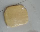 Foto langkah ke 5 dari resep Cinnamon Caramel Apple Pie.