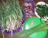 Foto langkah ke 1 dari resep Tumis daun bawang merah.