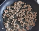 Pas rețetă Risotto galben cu cârnați proaspeți și mazăre 1 fotografie