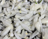 Foto del paso 1 de la receta: Filets de merluza en salsa de espinaca