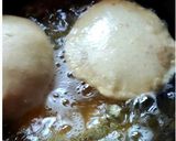 मूंग दाल खस्ता कचौड़ी दम आलू के साथ(moong dal khasta kachori dam aloo recipe in hindi) रेसिपी चरण 7 फोटो