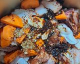 Hình bước làm 2 của món Canh gà xào Hàn Quốc