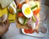 A picture of step 2 of Sunny side up sandwich.