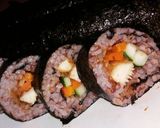 Foto langkah ke 8 dari resep Sushi red rice ala efa.