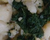 A picture of step 2 of Aloo bathuwa paratha.