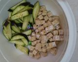 Foto langkah ke 2 dari resep Oseng tempe terong simple.