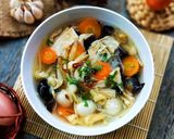 Foto langkah ke 7 dari resep Sup Kimlo Komplit.