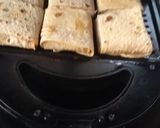 A picture of step 10 of Grill rajma paneer pocket.