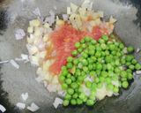 A picture of step 3 of Onion and potato Maggi.