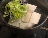 A picture of step 3 of Yudofu, Japanese silken tofu simmered in konbu dashi - 湯豆腐.