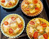 Pas rețetă Tarte cu baby spanac, roșii cherry și brie 4 fotografie