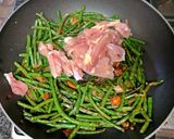 A picture of step 11 of Dry Fry Green Beans.