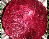 A picture of step 1 of Beetroot poori.