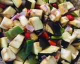 Foto del paso 3 de la receta: 🥙🥗ENSALADA🥗BELEN 🥗🥙 (DE BERENJENA 🍆)