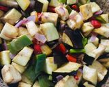 Foto del paso 3 de la receta: 🥙🥗ENSALADA🥗BELEN 🥗🥙 (DE BERENJENA 🍆)