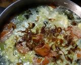 Foto langkah ke 7 dari resep Sup Oyong Tahu (tambah Bihun dan Telur).