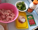A picture of step 1 of Chicken curry # 4week challenge.