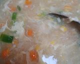 Foto langkah ke 3 dari resep Sup Kepiting Pelangi.