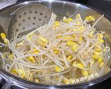 A picture of step 3 of Korean-Style Cold Soybean Sprout Salad.