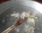 Foto langkah ke 2 dari resep Sayur bayam temu kunci.