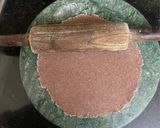A picture of step 2 of Ragi Chapati.